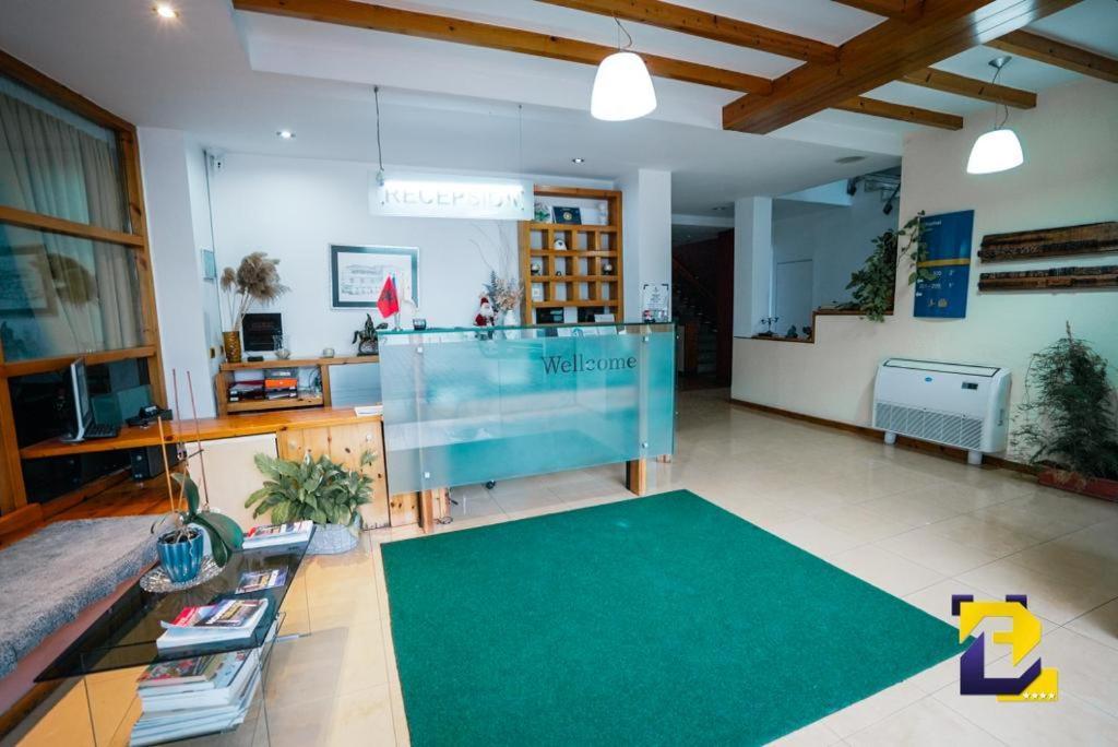 Hotel Bermon Tirana Extérieur photo