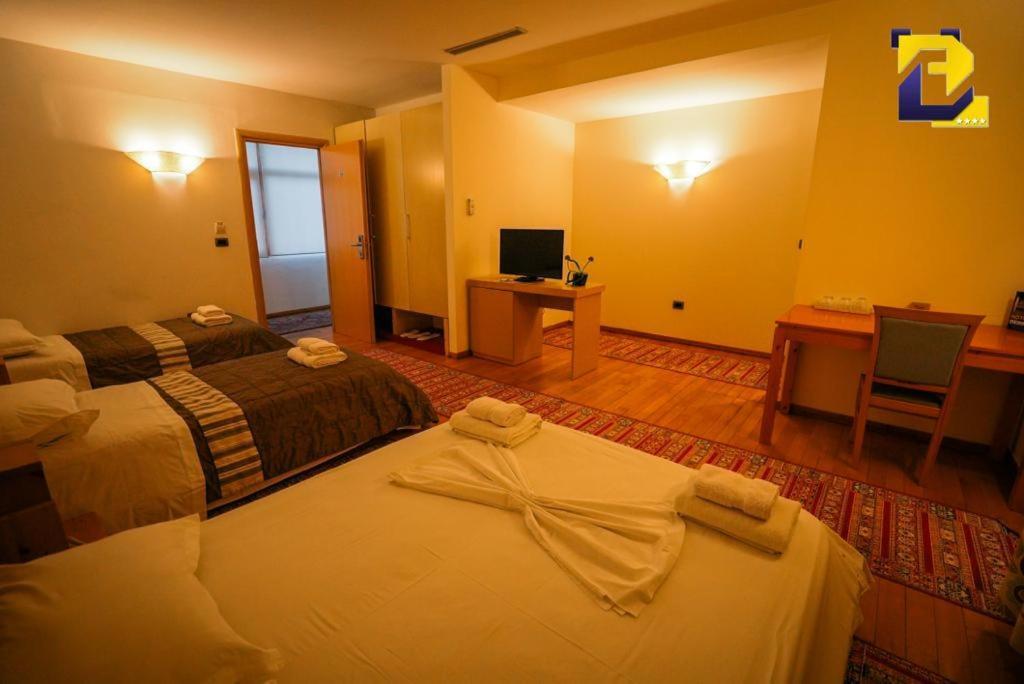 Hotel Bermon Tirana Extérieur photo