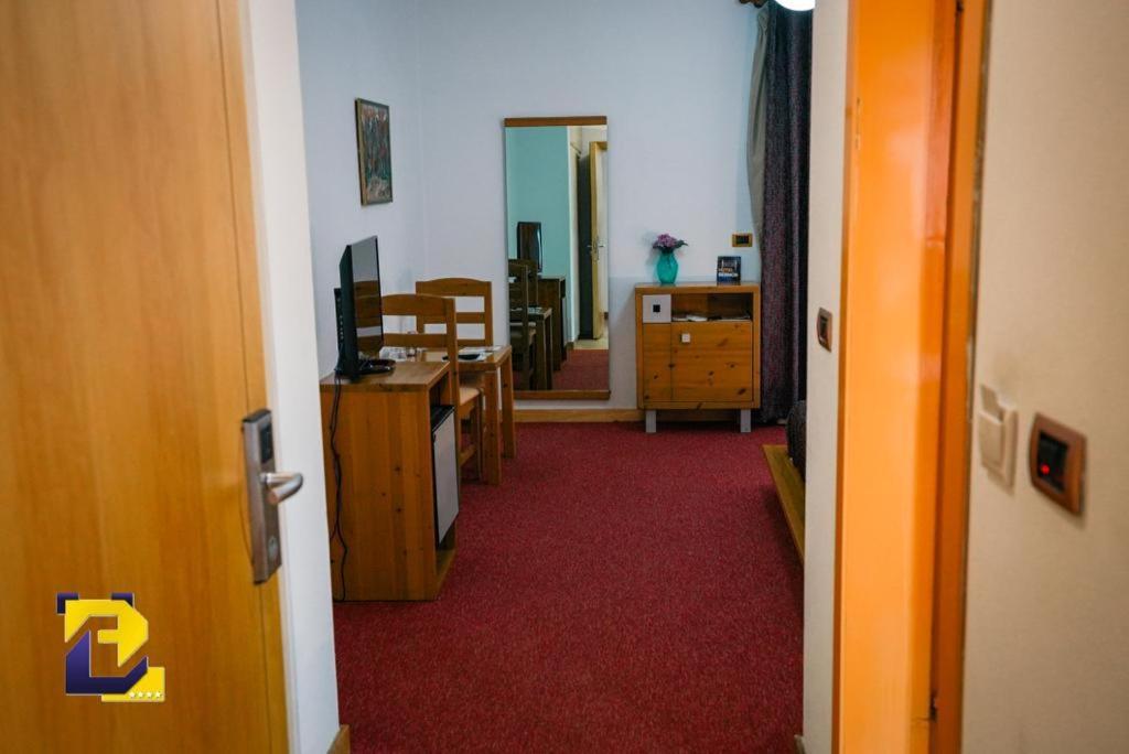 Hotel Bermon Tirana Extérieur photo
