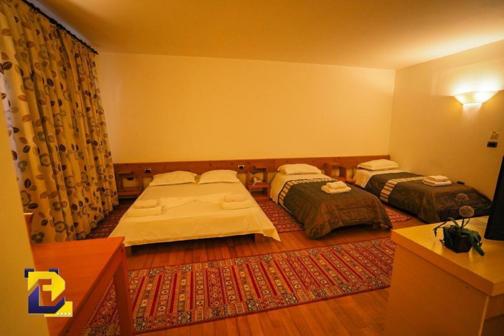 Hotel Bermon Tirana Extérieur photo